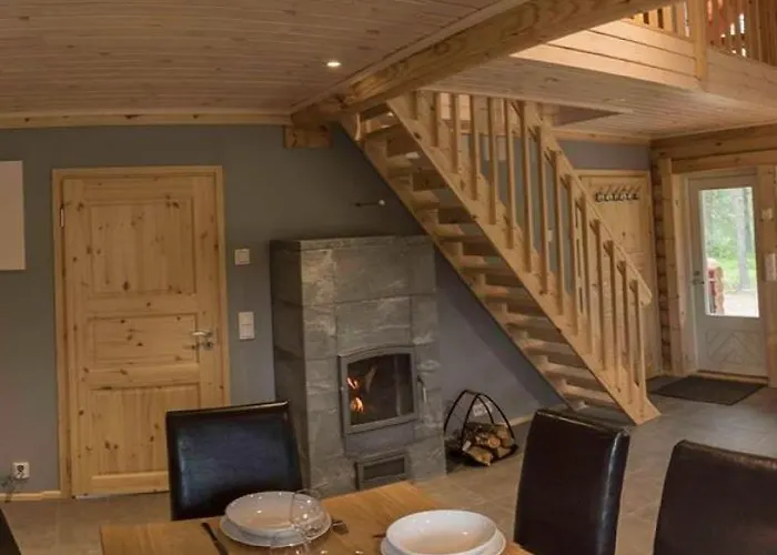 Lampiranta Log Chalet *